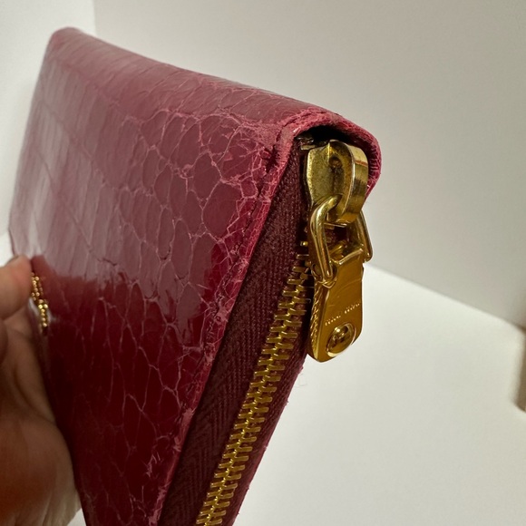 Miu Miu Patent Leather Snake Print Full Zip Large Wallet, Reddish Pink, VGUC - Picture 11 of 15